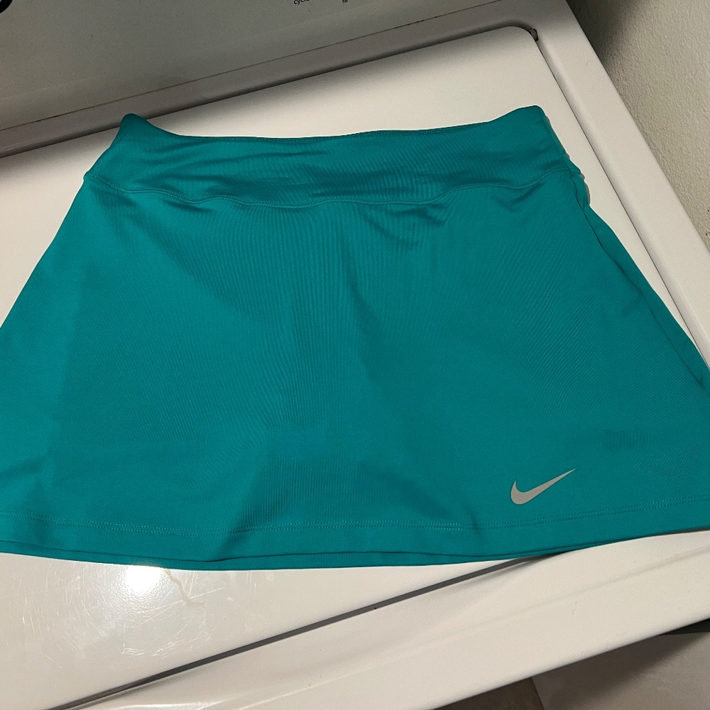 SPORT/CASUAL WEAR NIKE TENNIS GOLF SKORT